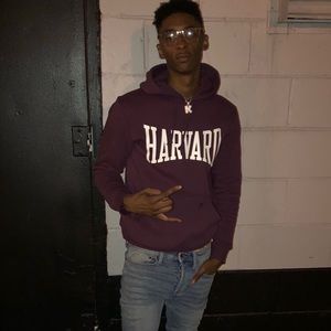 Meet your Posher, Keon